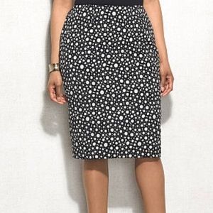 💖 3/ $20 Jones Studio Pencil Skirt